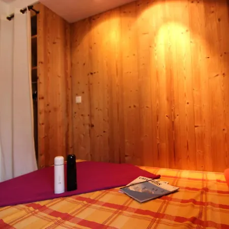 Résidence Neves - Agreable 2 Pieces Pour 5 Personnes Au Coeur Quartier Anime De La Station Mae-7528 Appartement Val Thorens